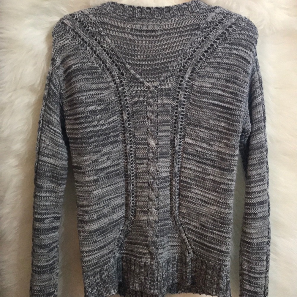 Old Navy - Gray & White Knit Sweater Small - Picture 3 of 4